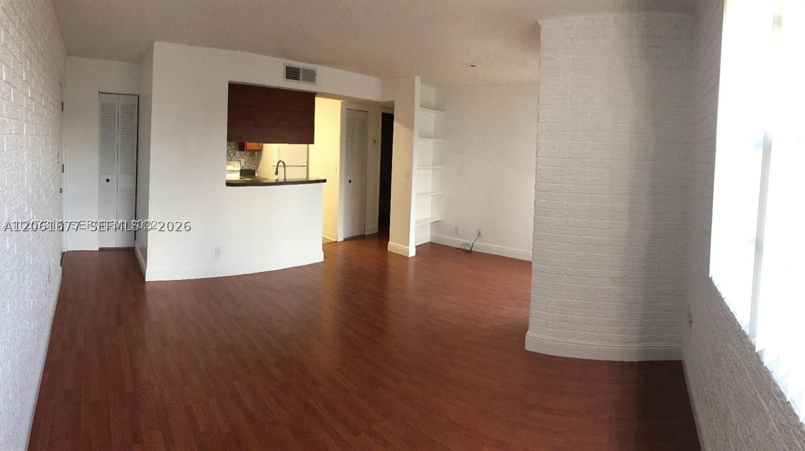 1285 SW 46th Ave – photo 2