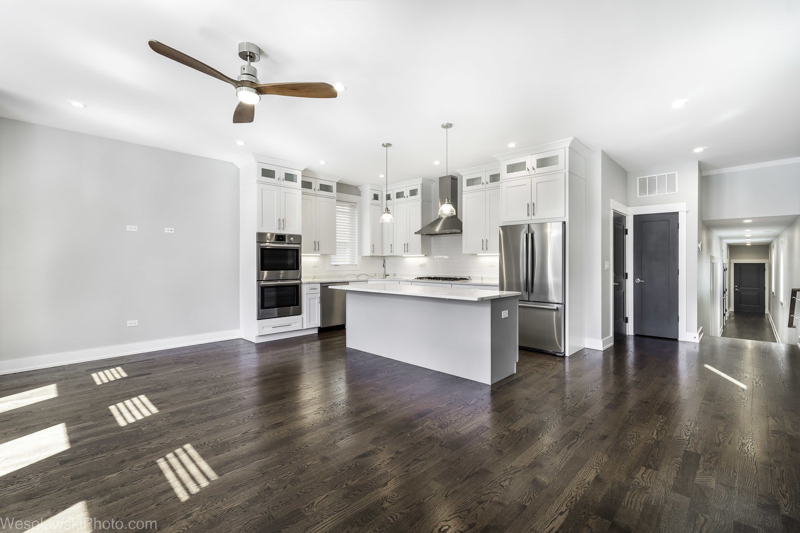 4317 S Forrestville Avenue – photo 3