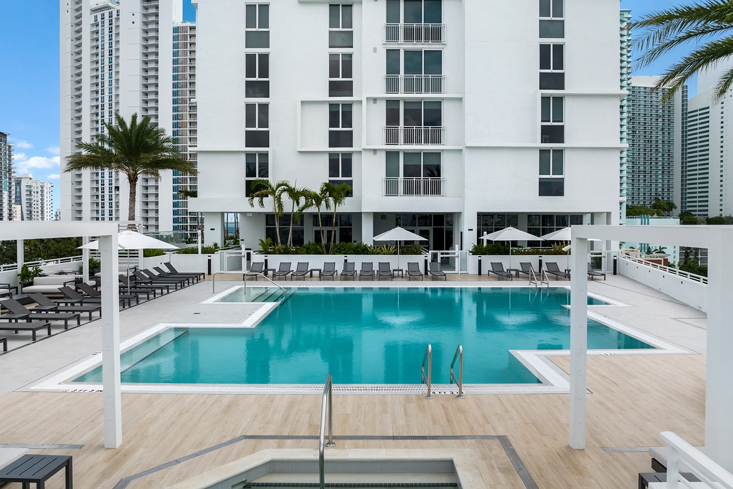 2000 Biscayne – photo 2