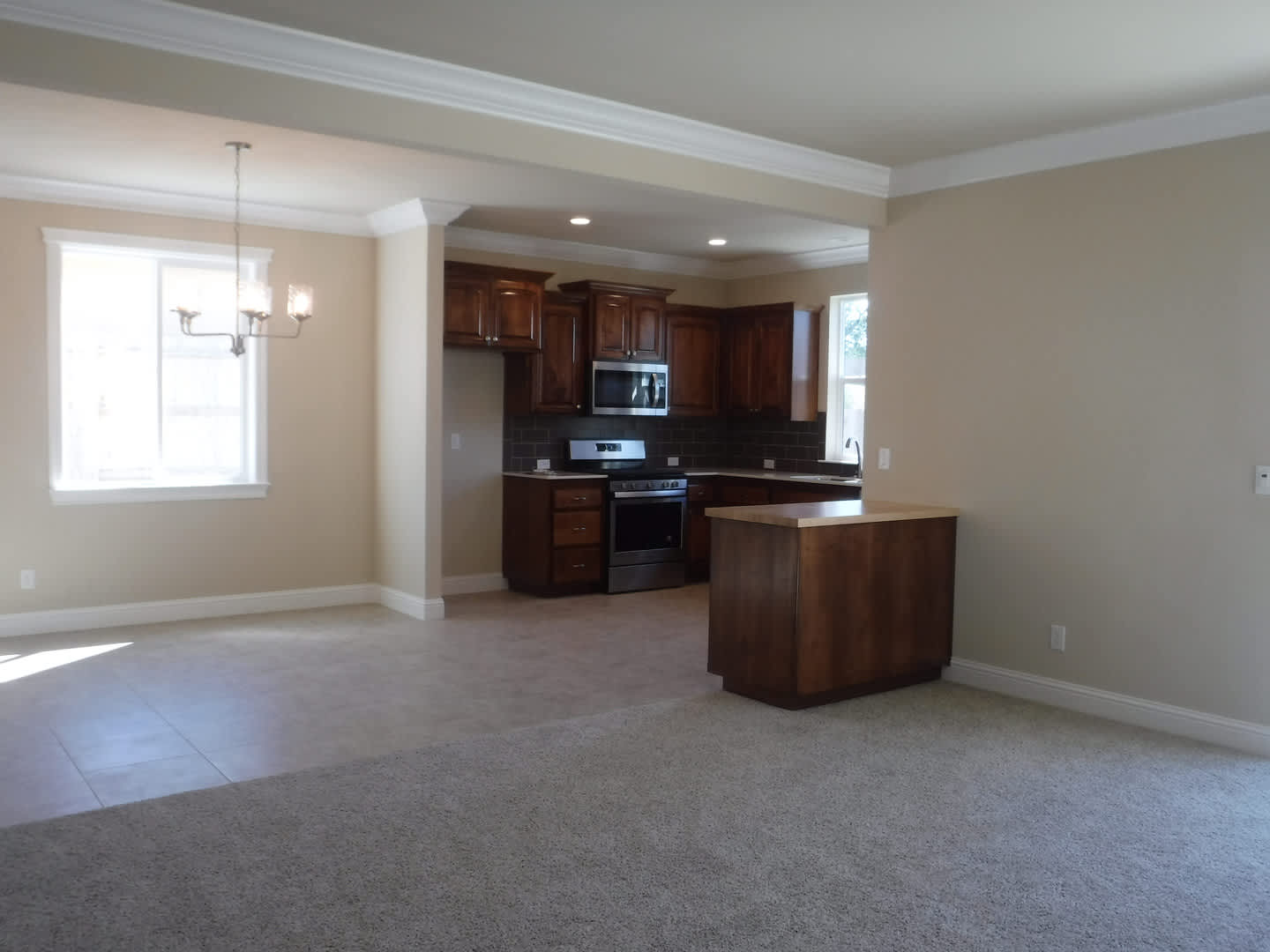 Beautiful Home in Highland Park – photo 5