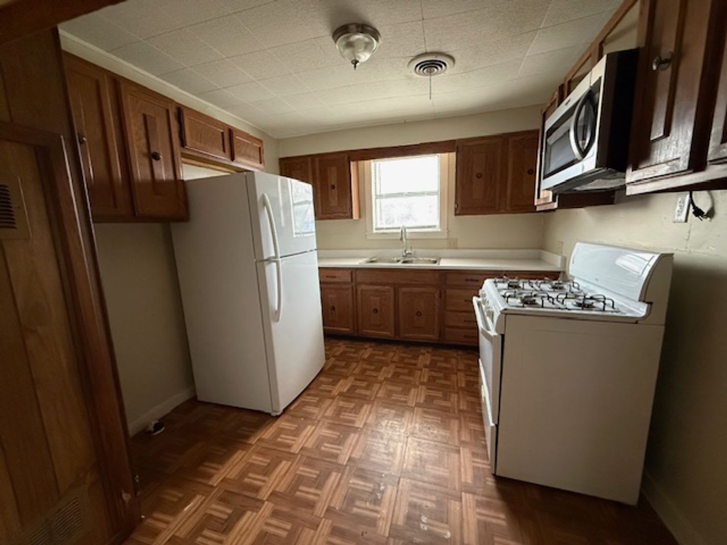 1750 Walnut – photo 4