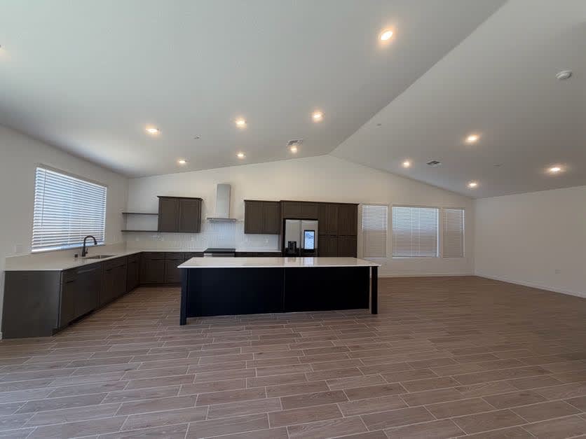 8729 Ponderosa Avenue – photo 2