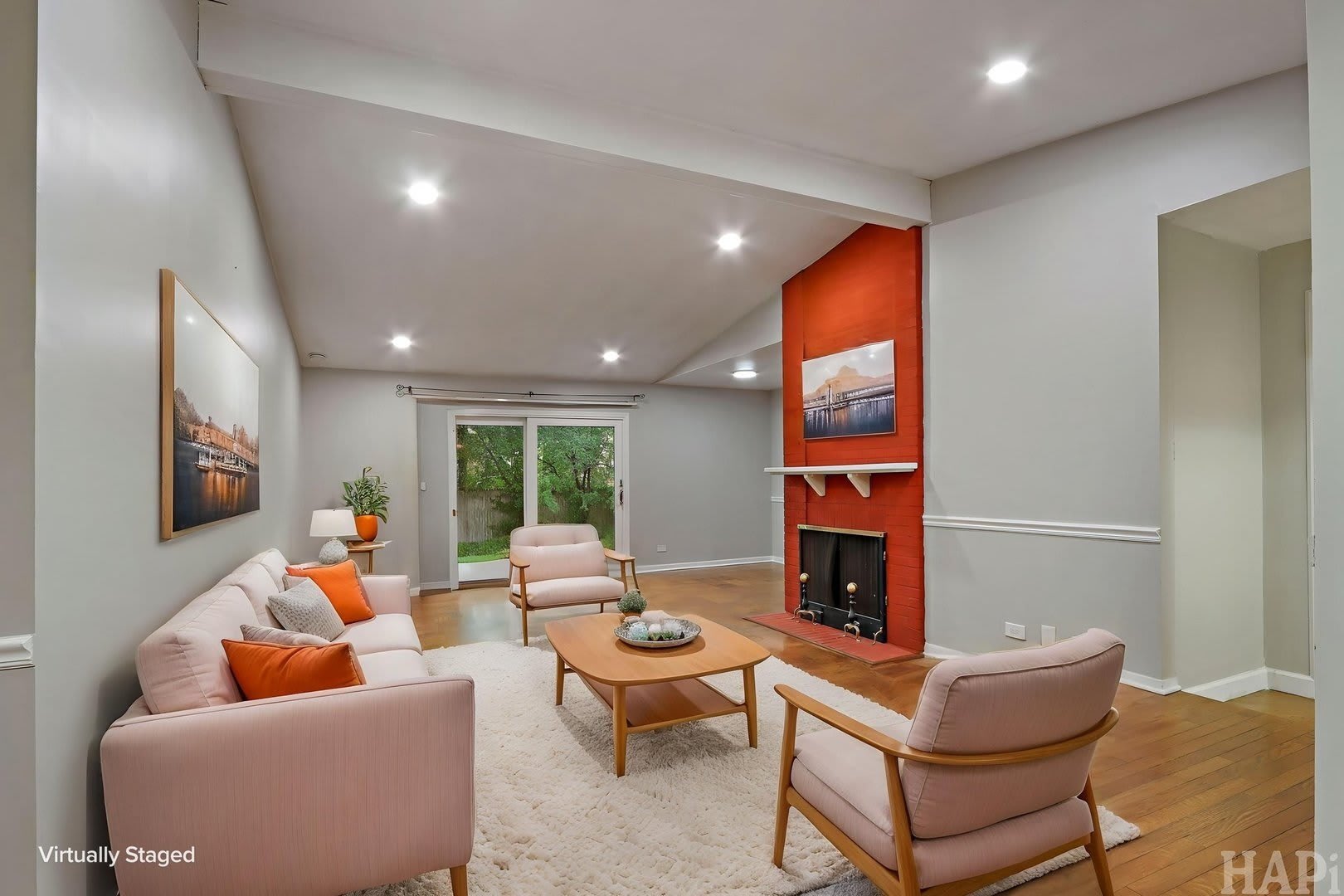 1540 N PEPPER TREE Drive – photo 3