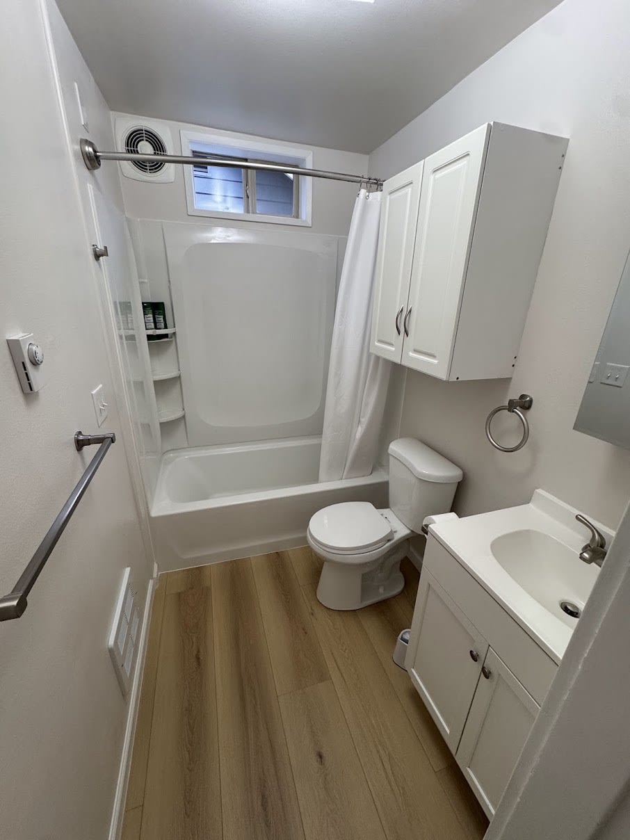 218 West 3rd Street – photo 5
