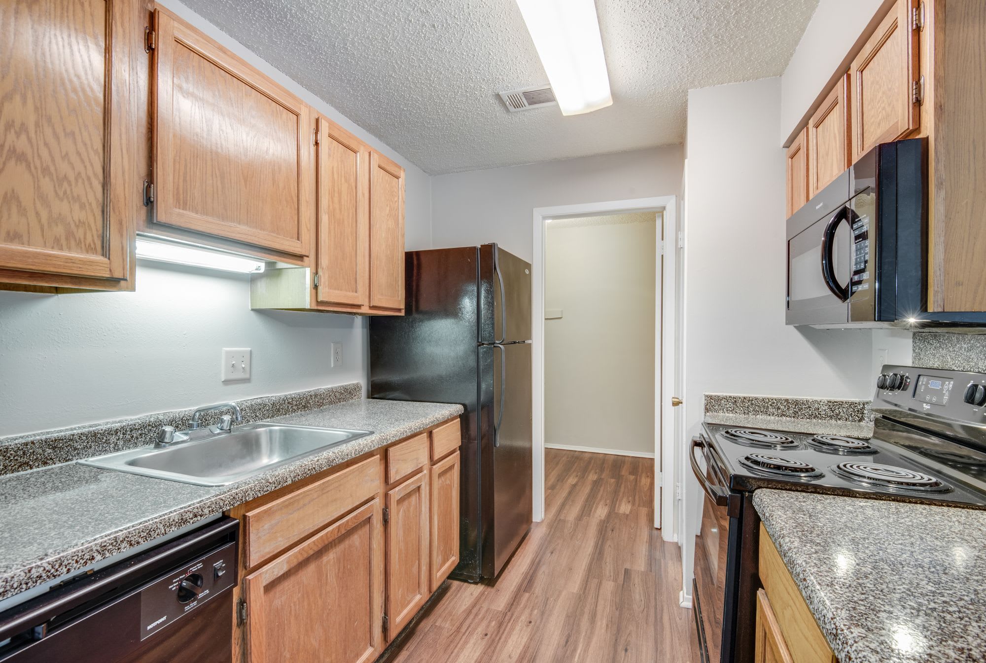6010 Evangeline Street – photo 4