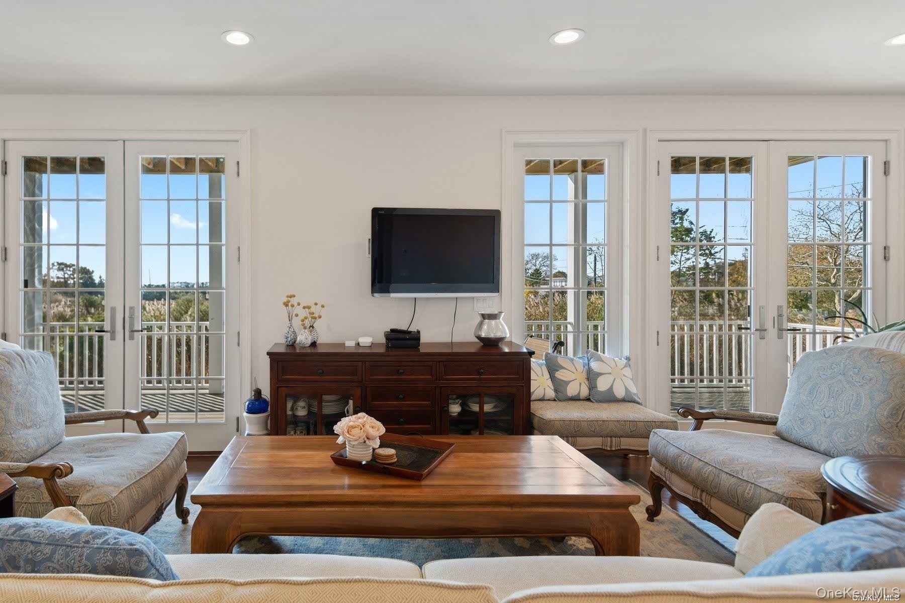 77 Library Avenue – photo 5