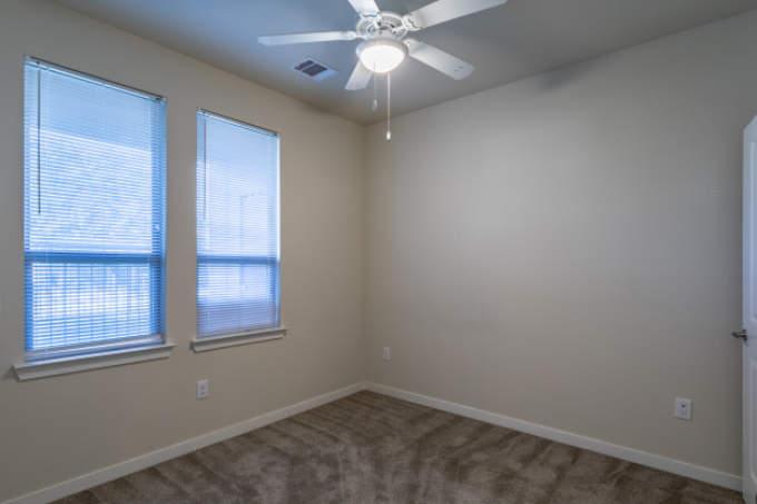 323 W Mitchell St, #114 – photo 2