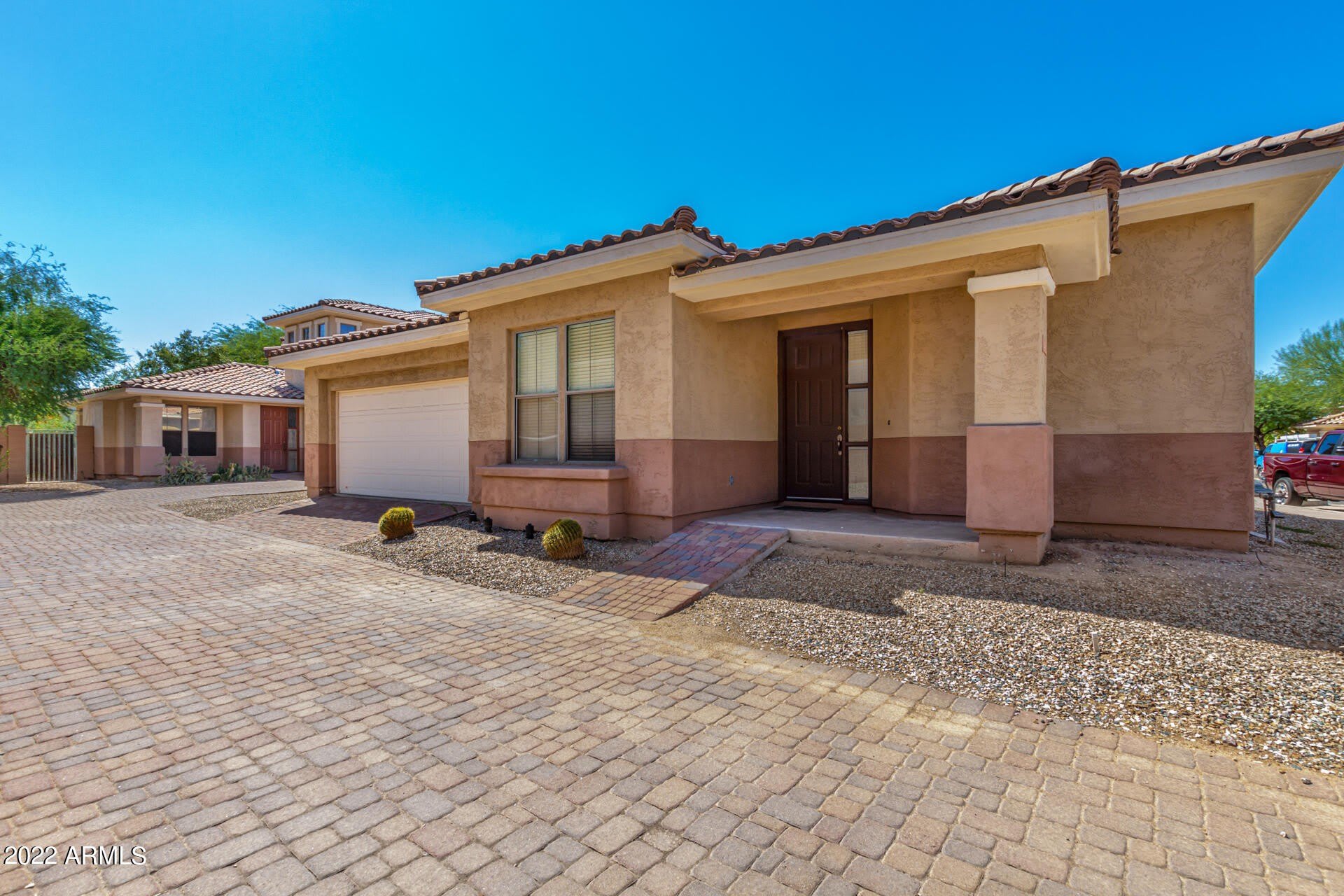 13569 W CYPRESS Street – photo 1