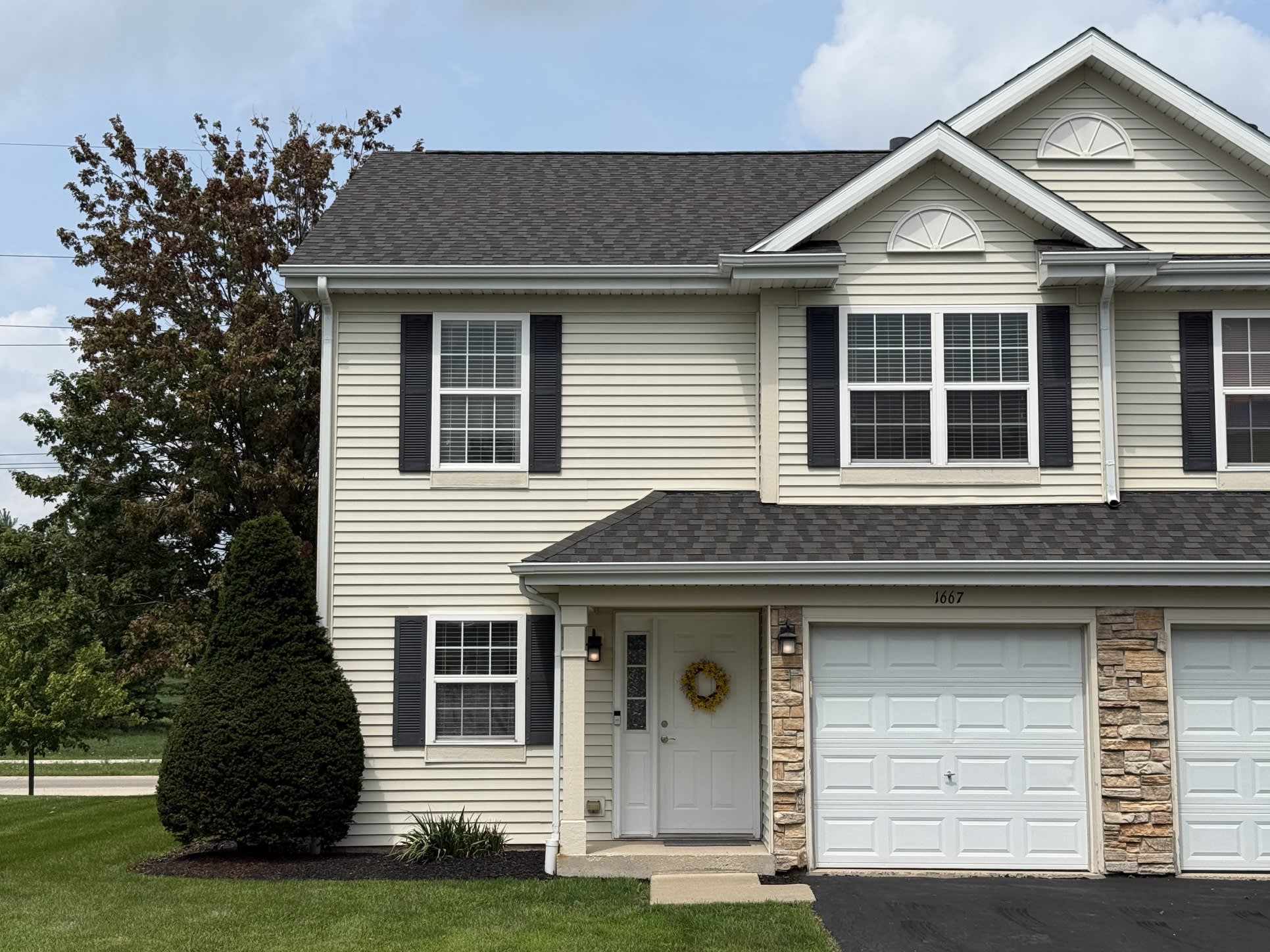 1667 W Chrysler Dr – photo 1