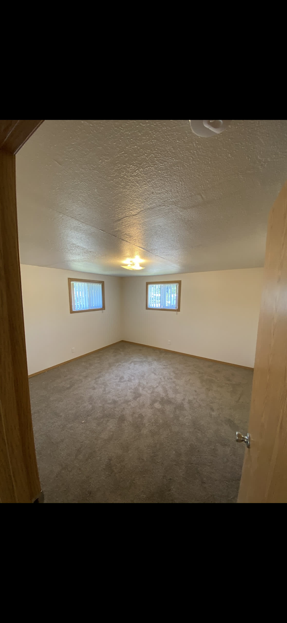 679 Southwest Douglas Street – photo 5