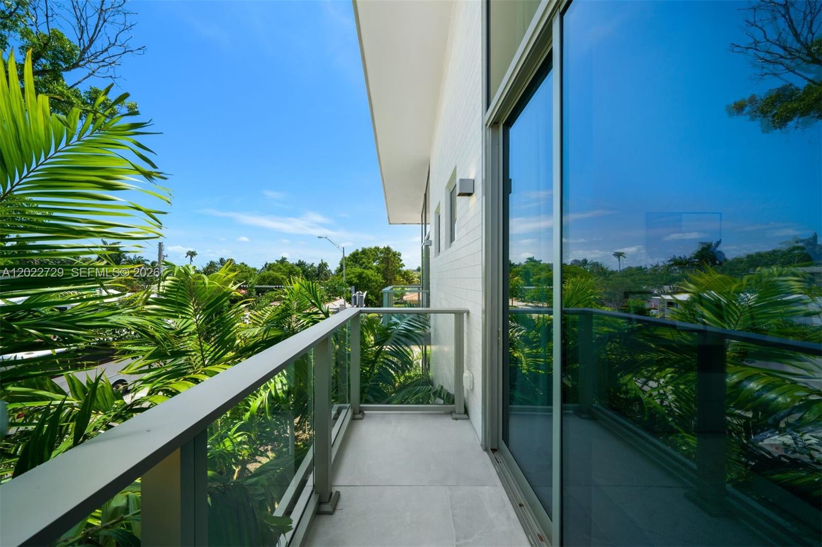 1201 West 47Th Street – photo 4