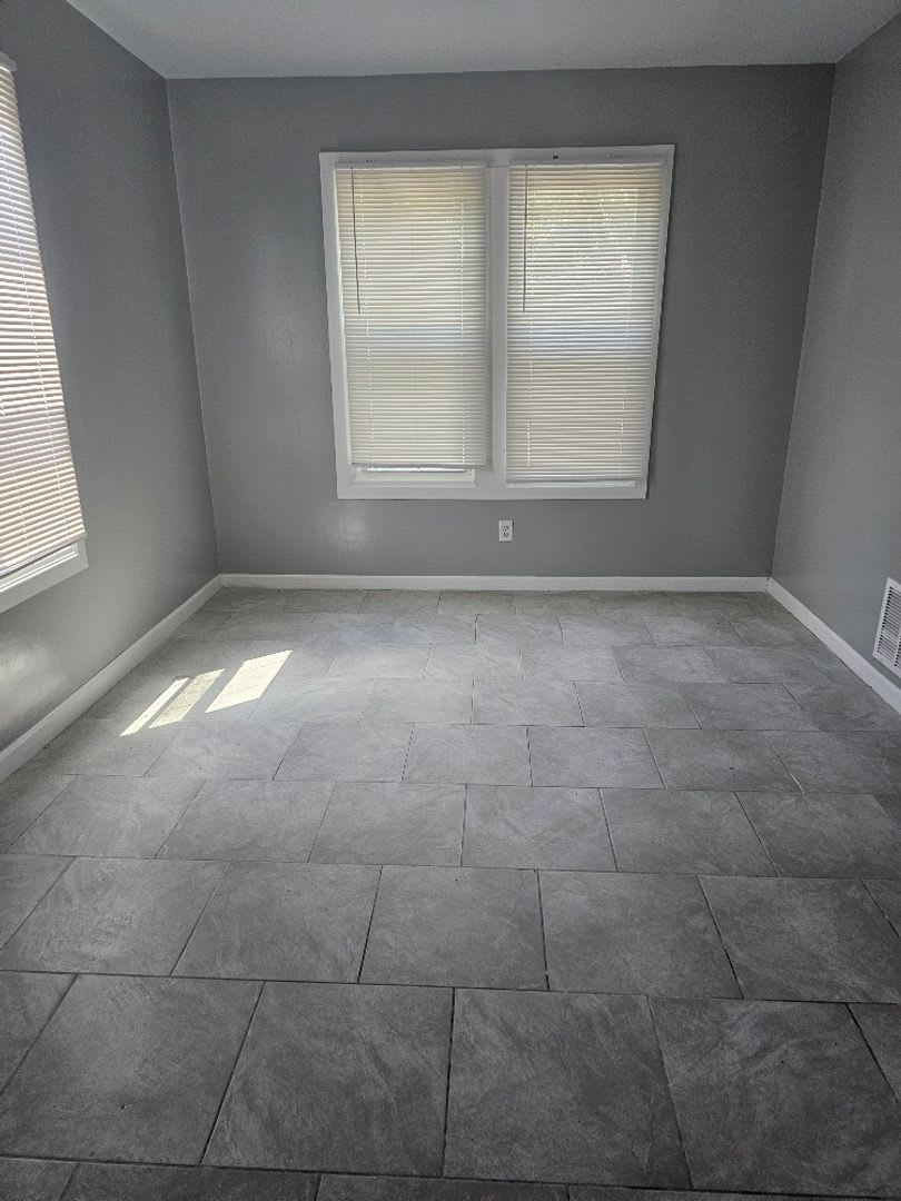 7733 E Forest Ave 3 BEDS & 1 BATH FOR RENT – photo 5