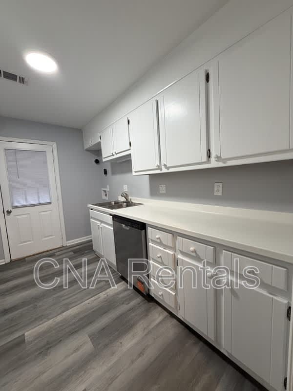 270 Kimberly Way – photo 4