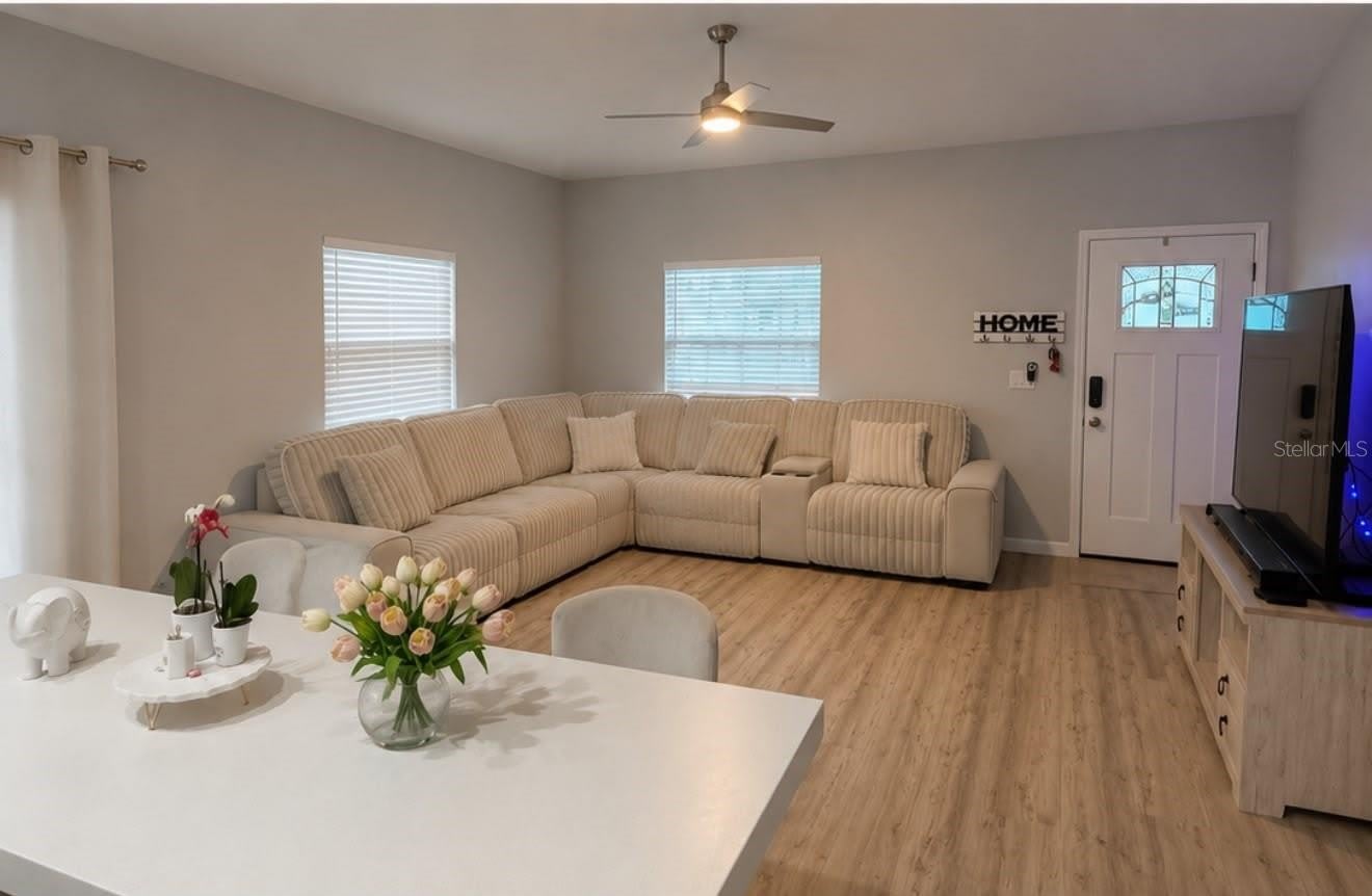 617 HOLMES Avenue – photo 2