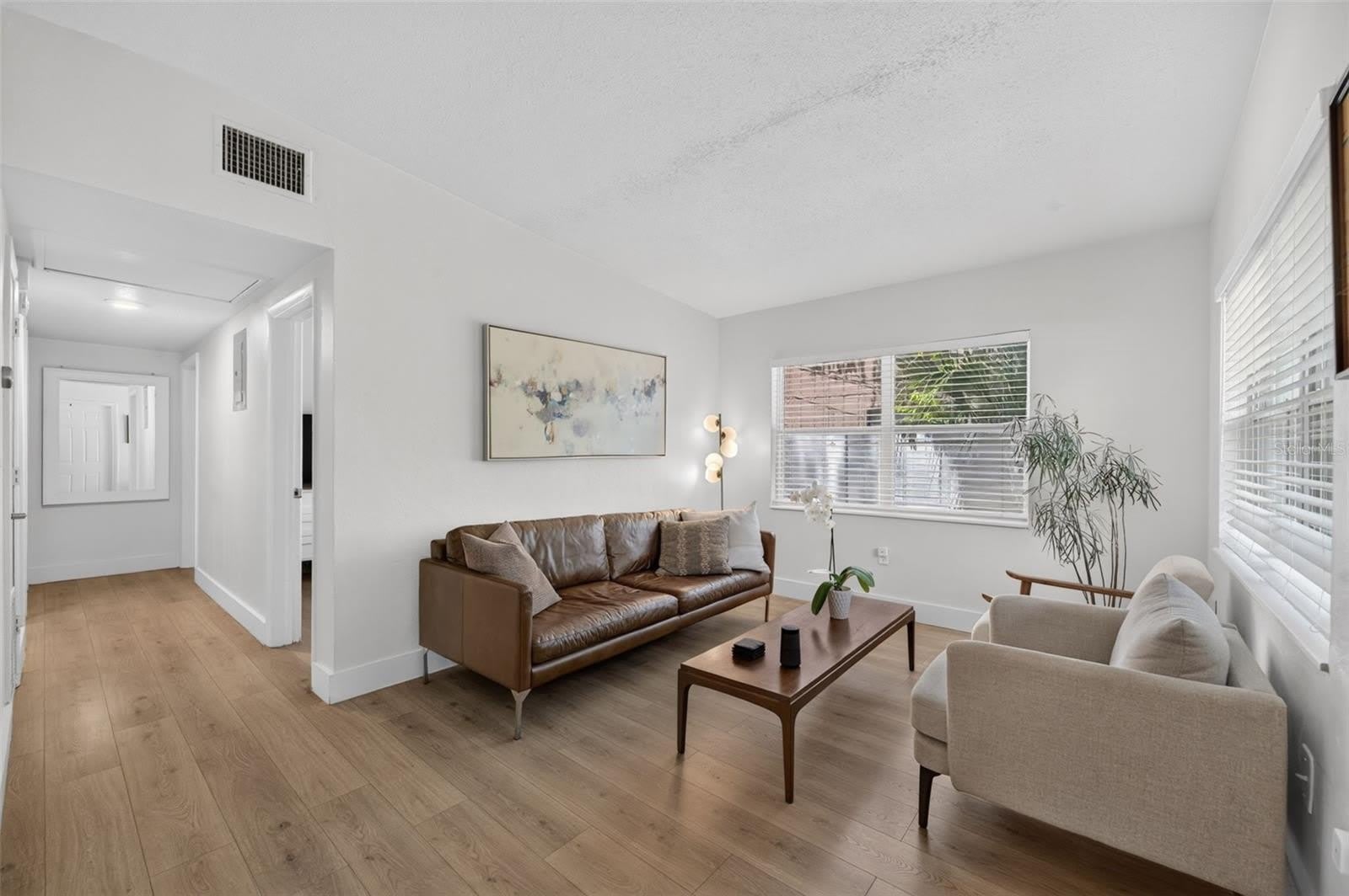 1822 CANTON Street – photo 5