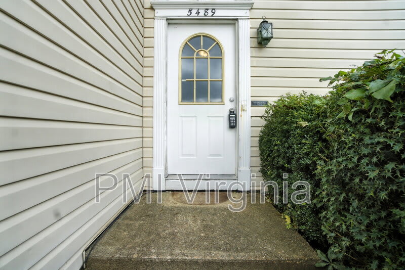 5489 Glenville Cir – photo 3