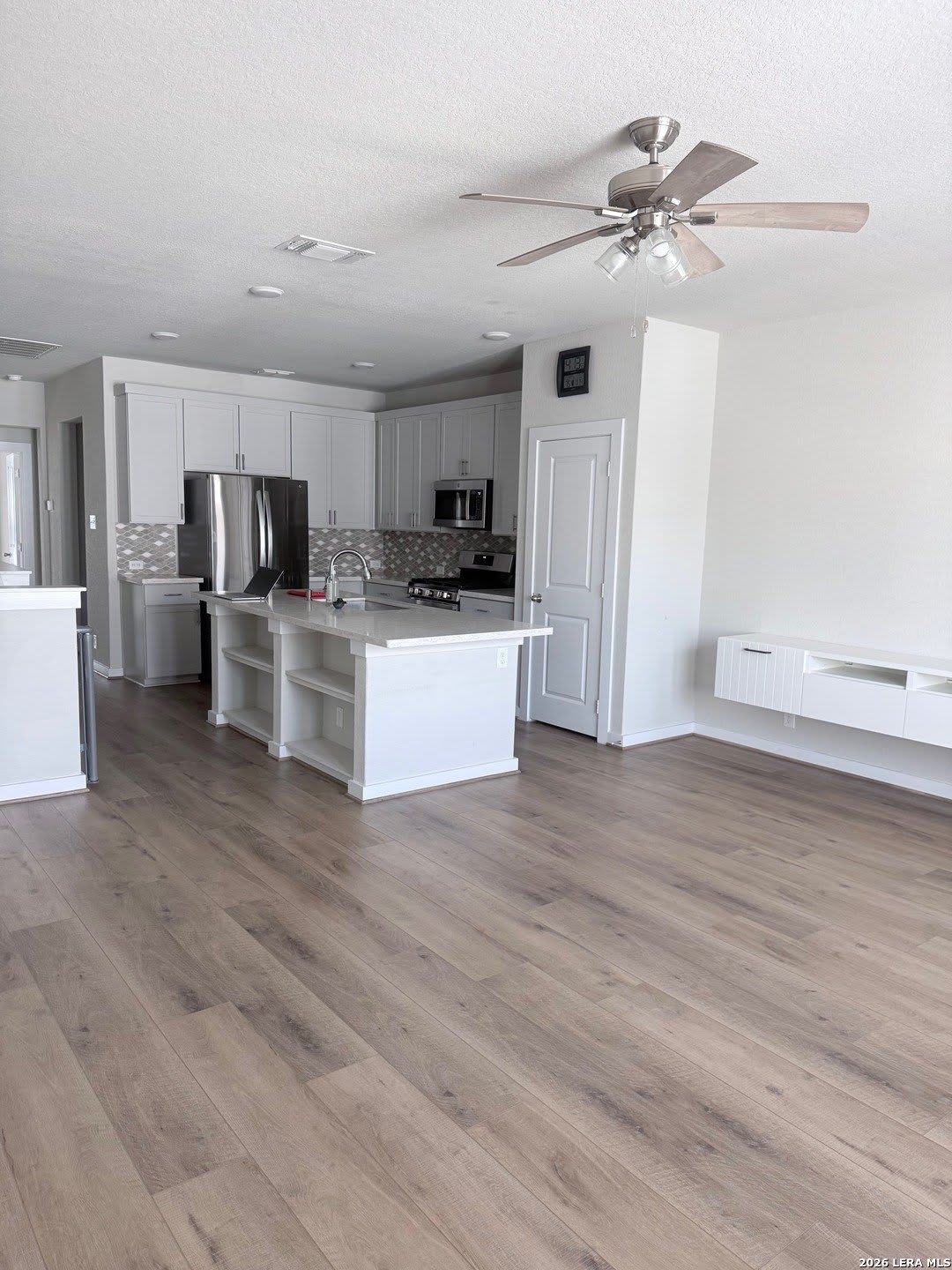 6446 Babcock Rd – photo 5