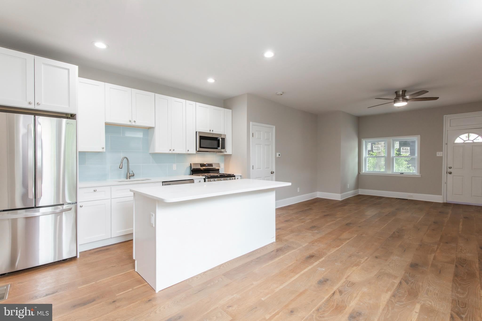 200 MAPLE Street – photo 5