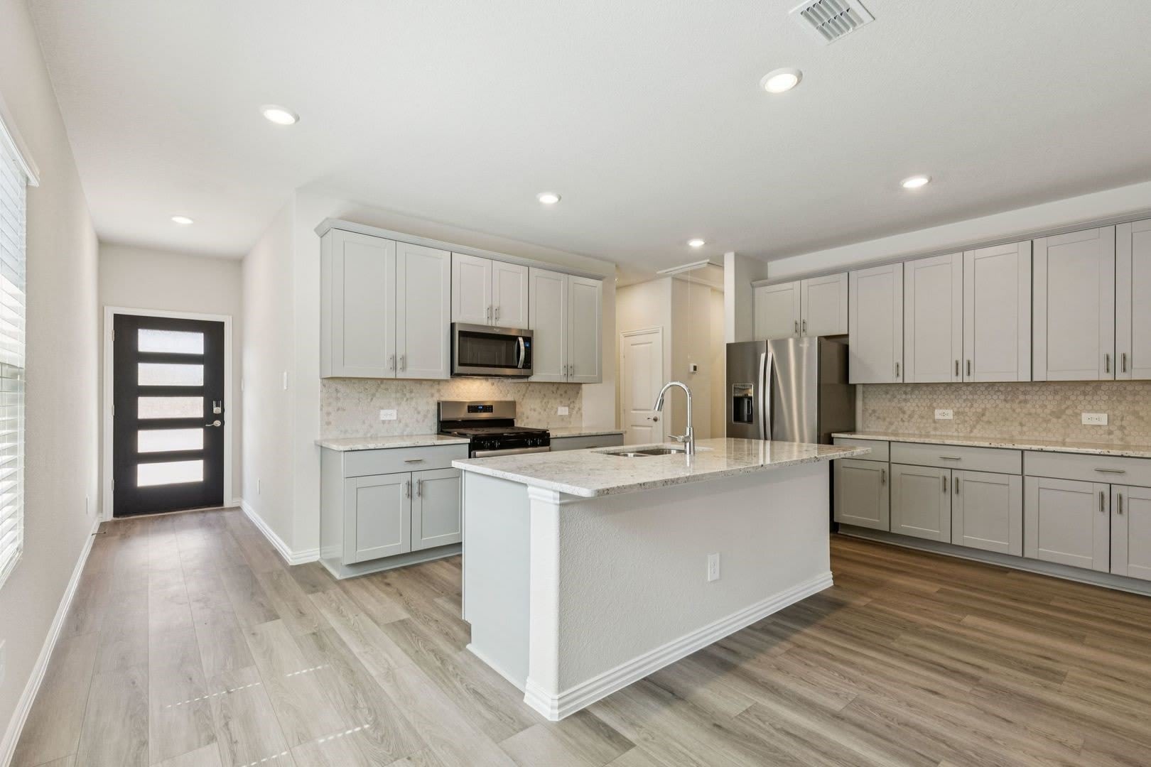 606 Travine Drive – photo 4