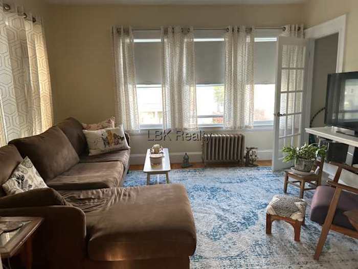 22 Melville Ave – photo 2
