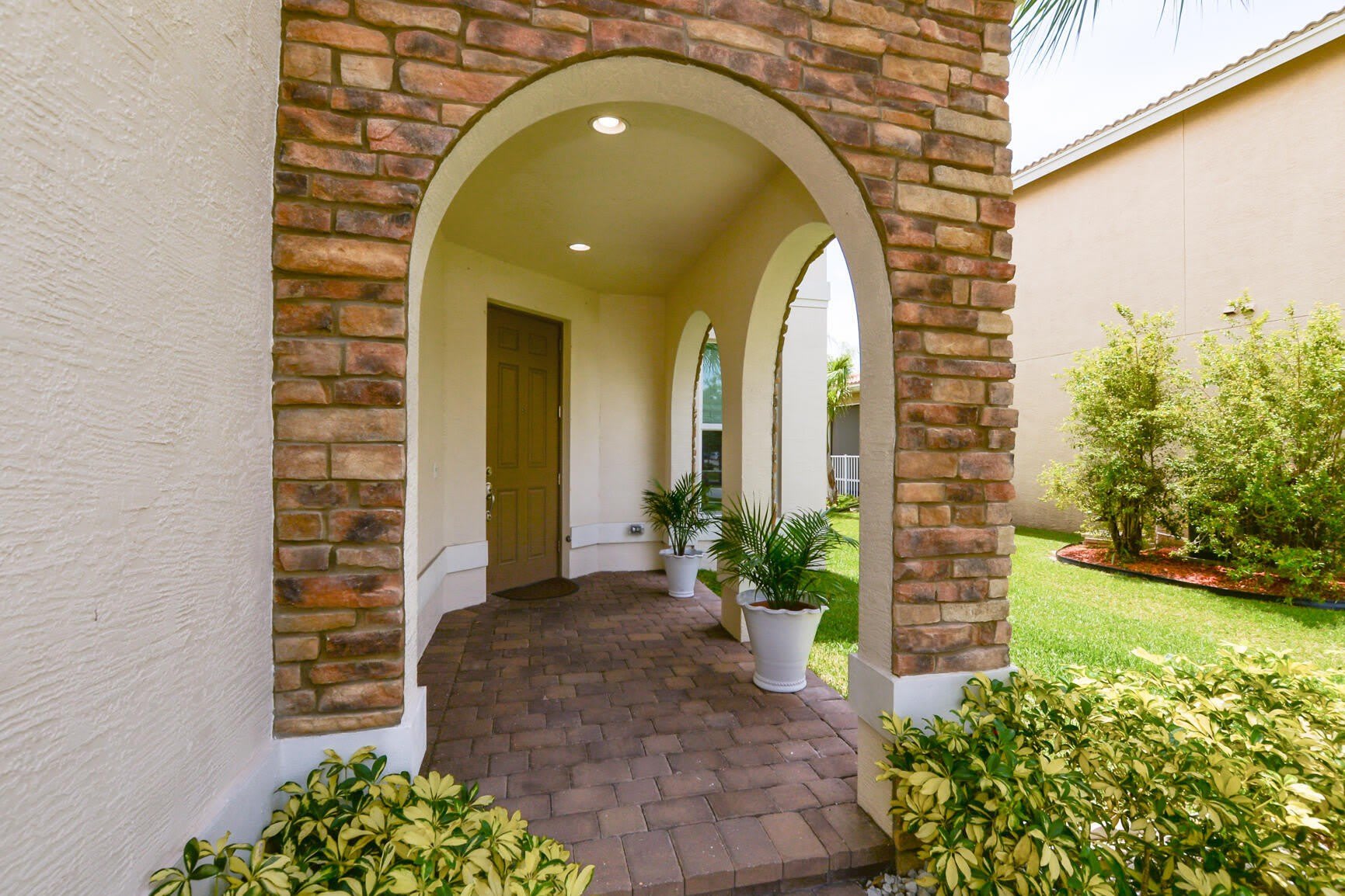 713 NW Leonardo Circle – photo 2