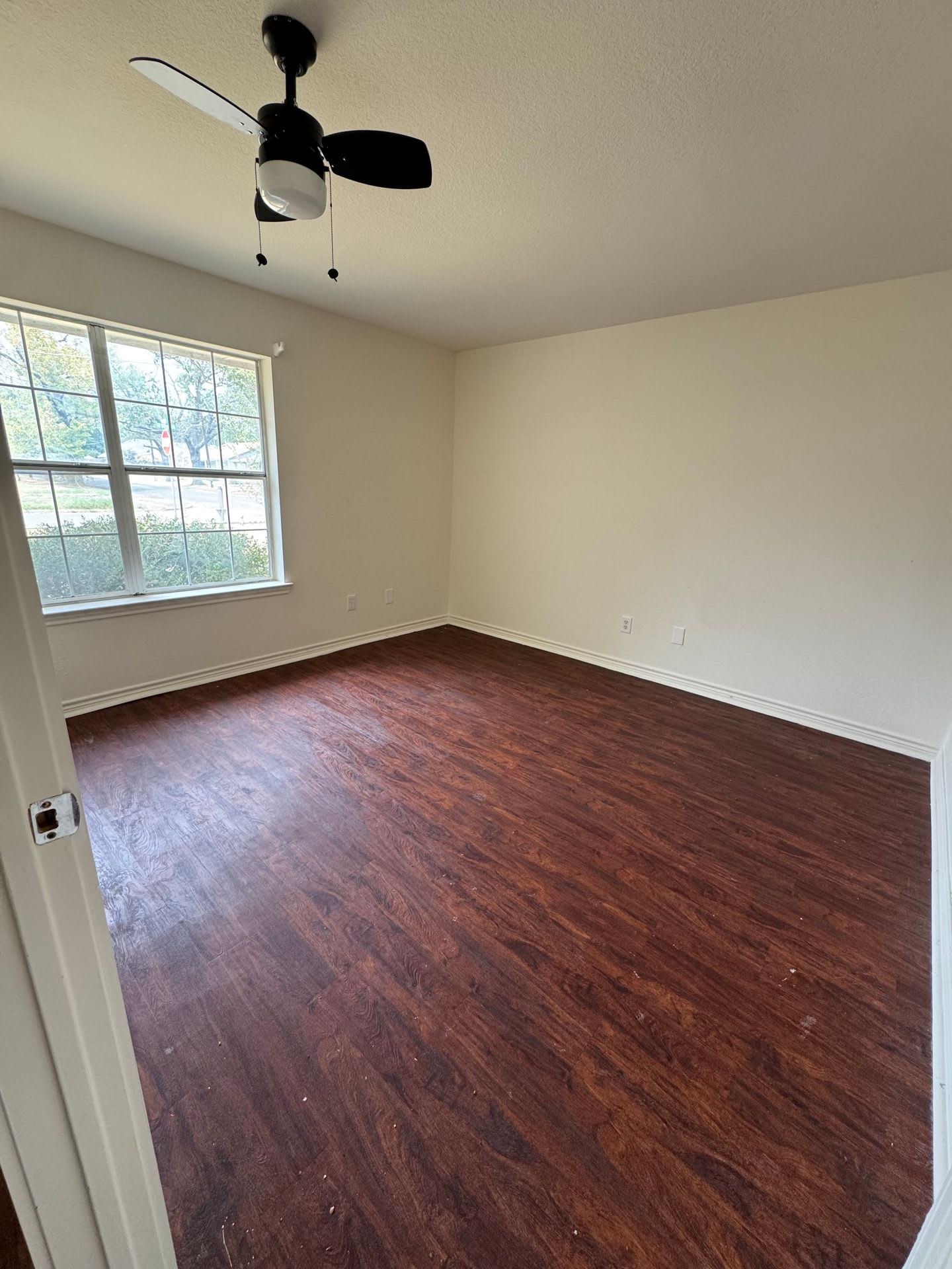 1101 W 5Th Ave – photo 4