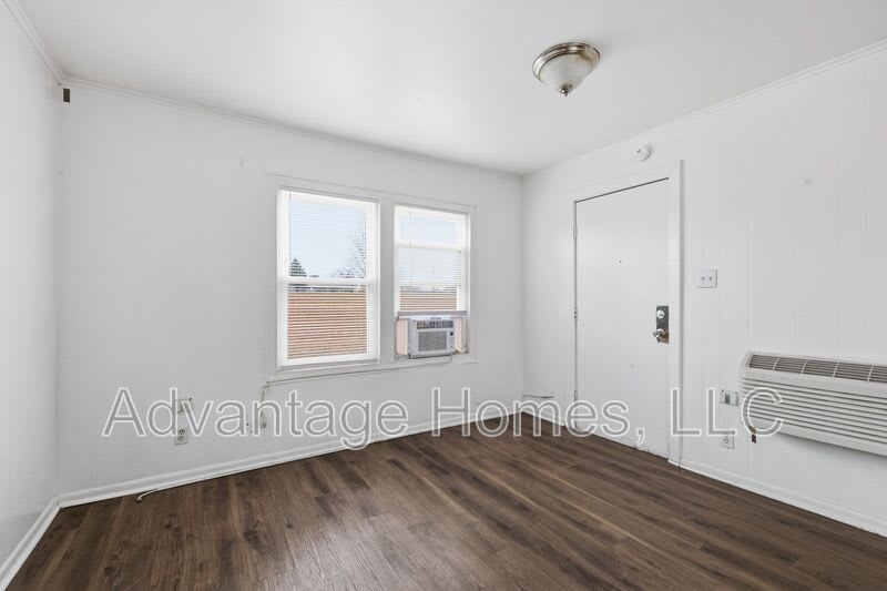 1015 N Scott Ave #3 – photo 3