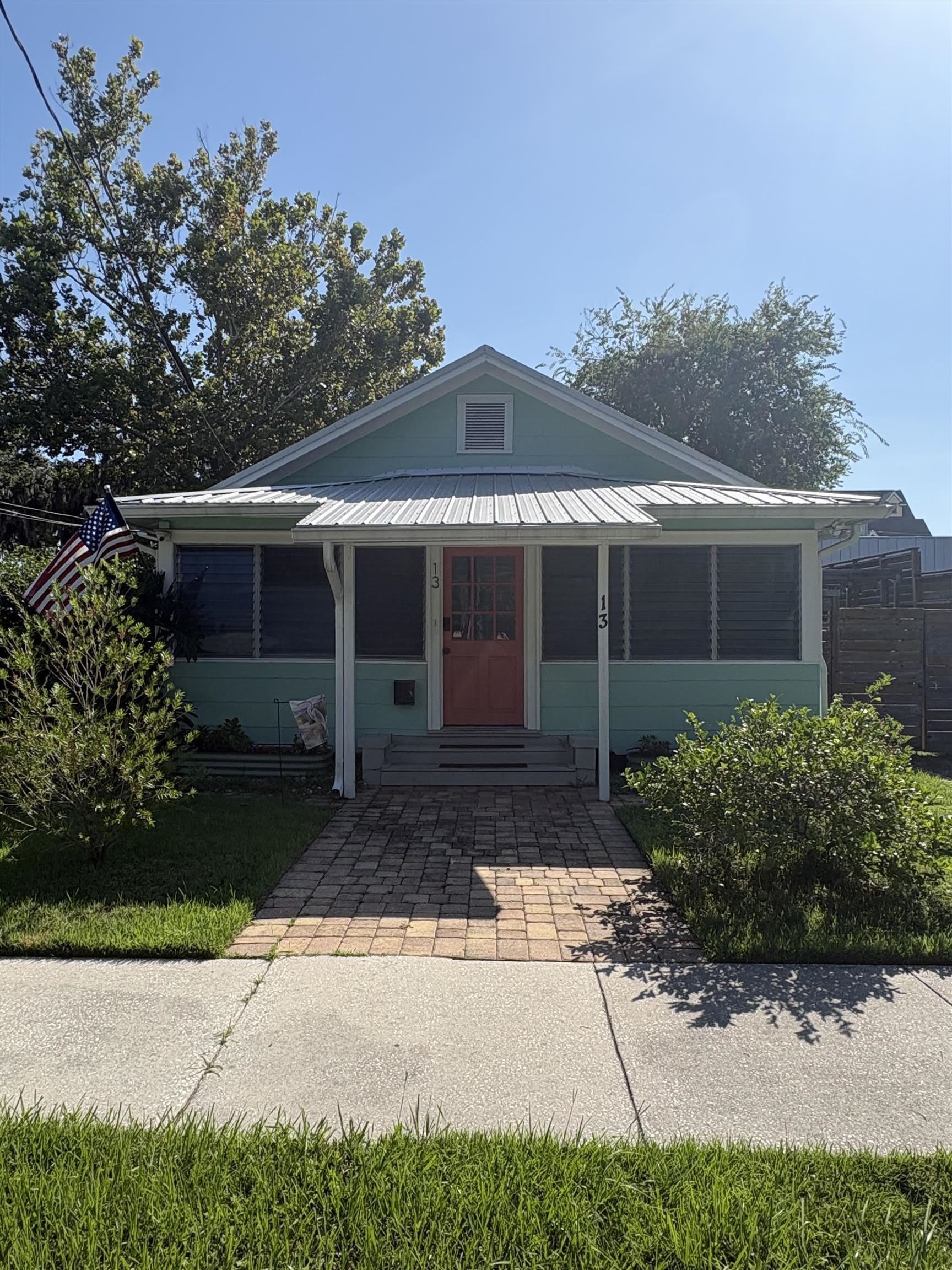 13 Clark St – photo 2