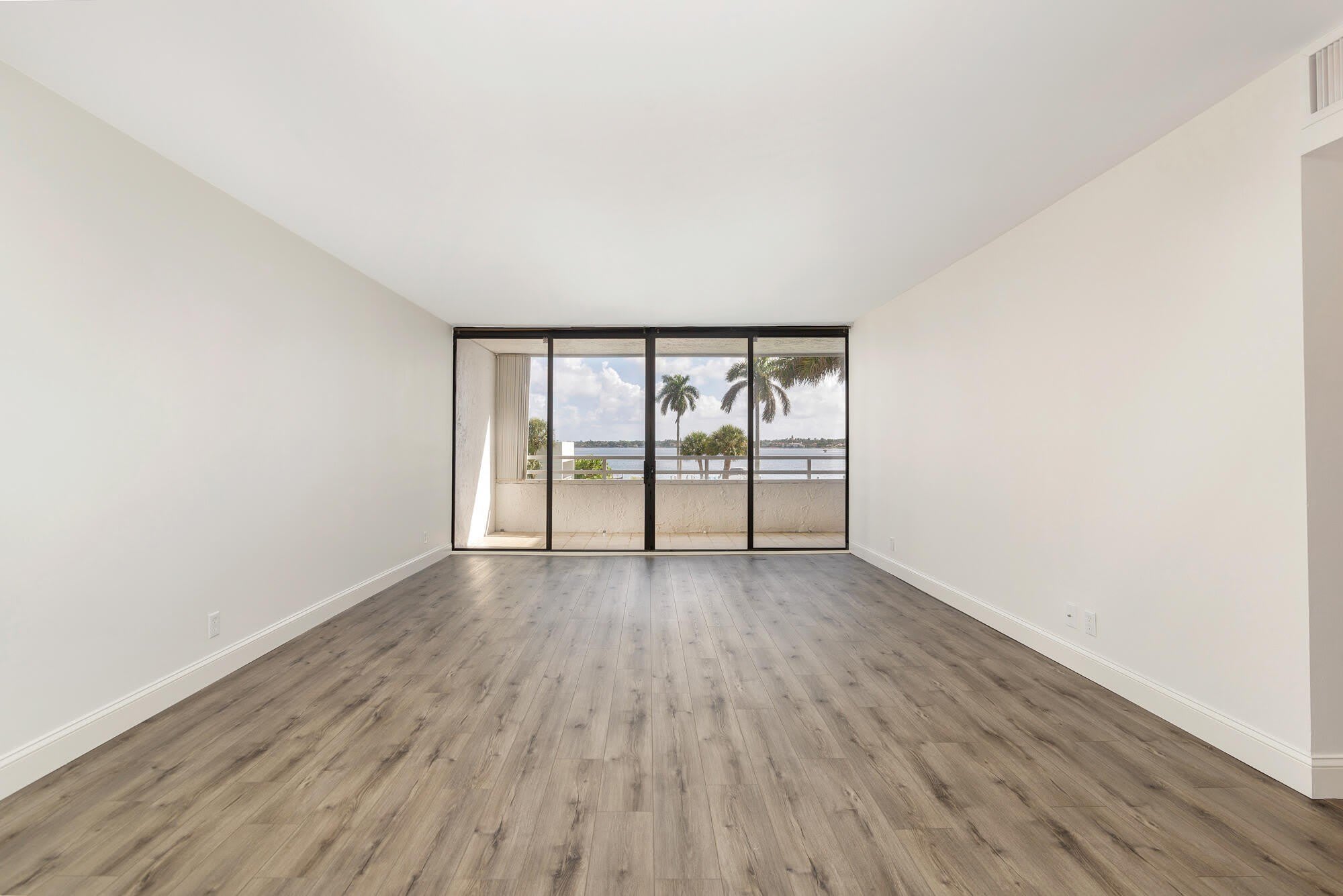 3701 S Flagler Drive – photo 4