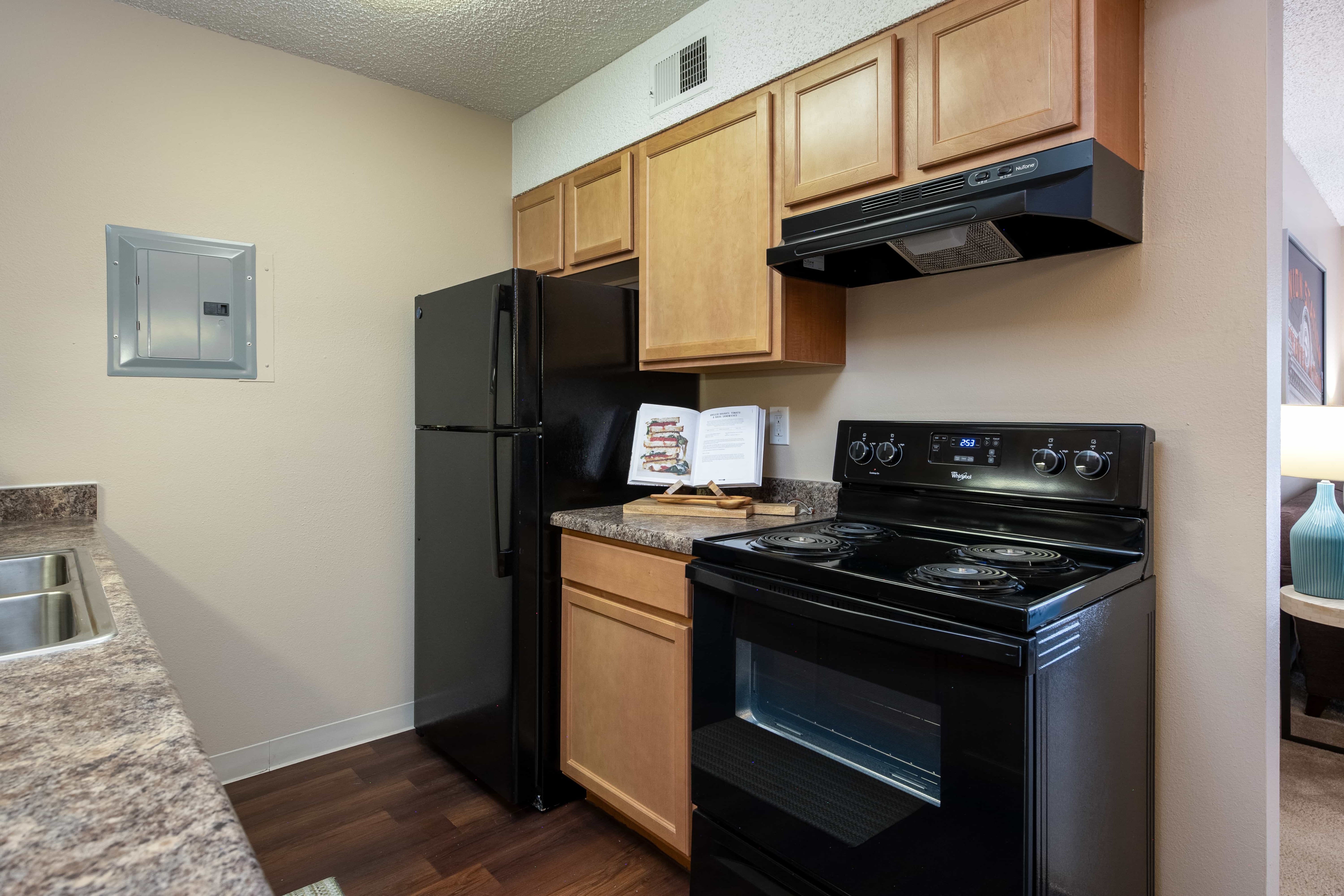 Wentworth Apartments – photo 3