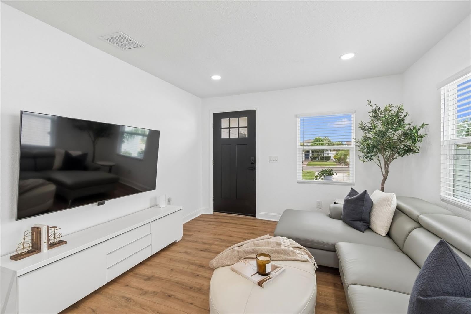 2505 W N B Street – photo 4