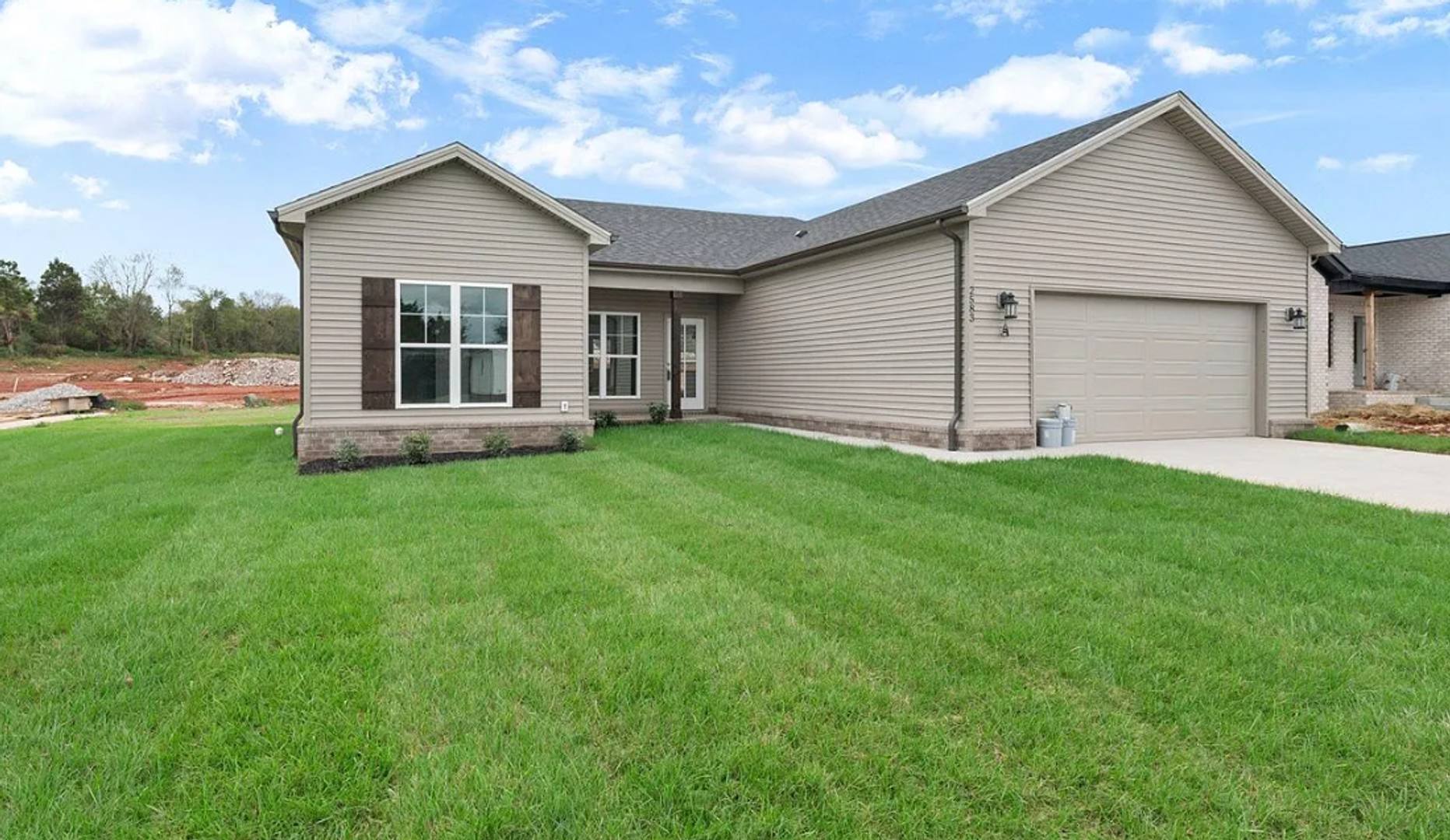 2583 Cedrus Avenue – photo 2