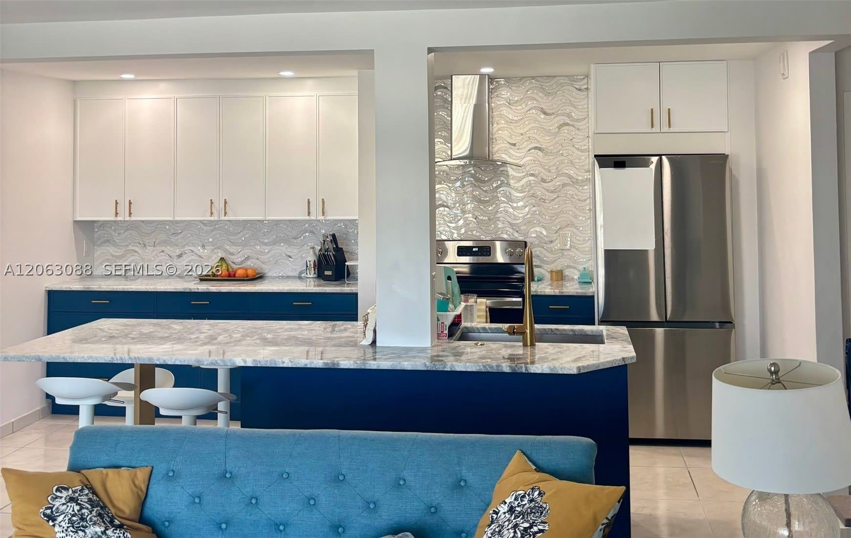 720 Bayshore Dr – photo 2