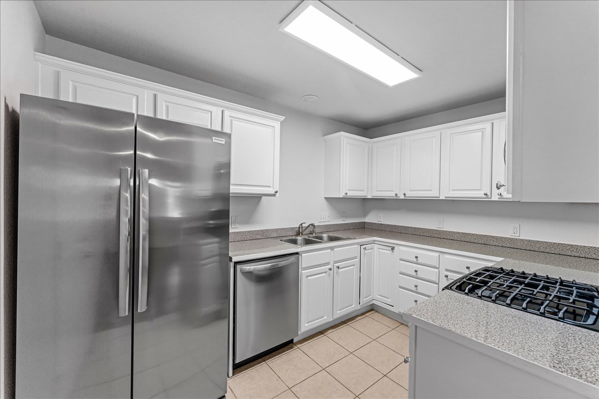 1666 Oakland Avenue – photo 4