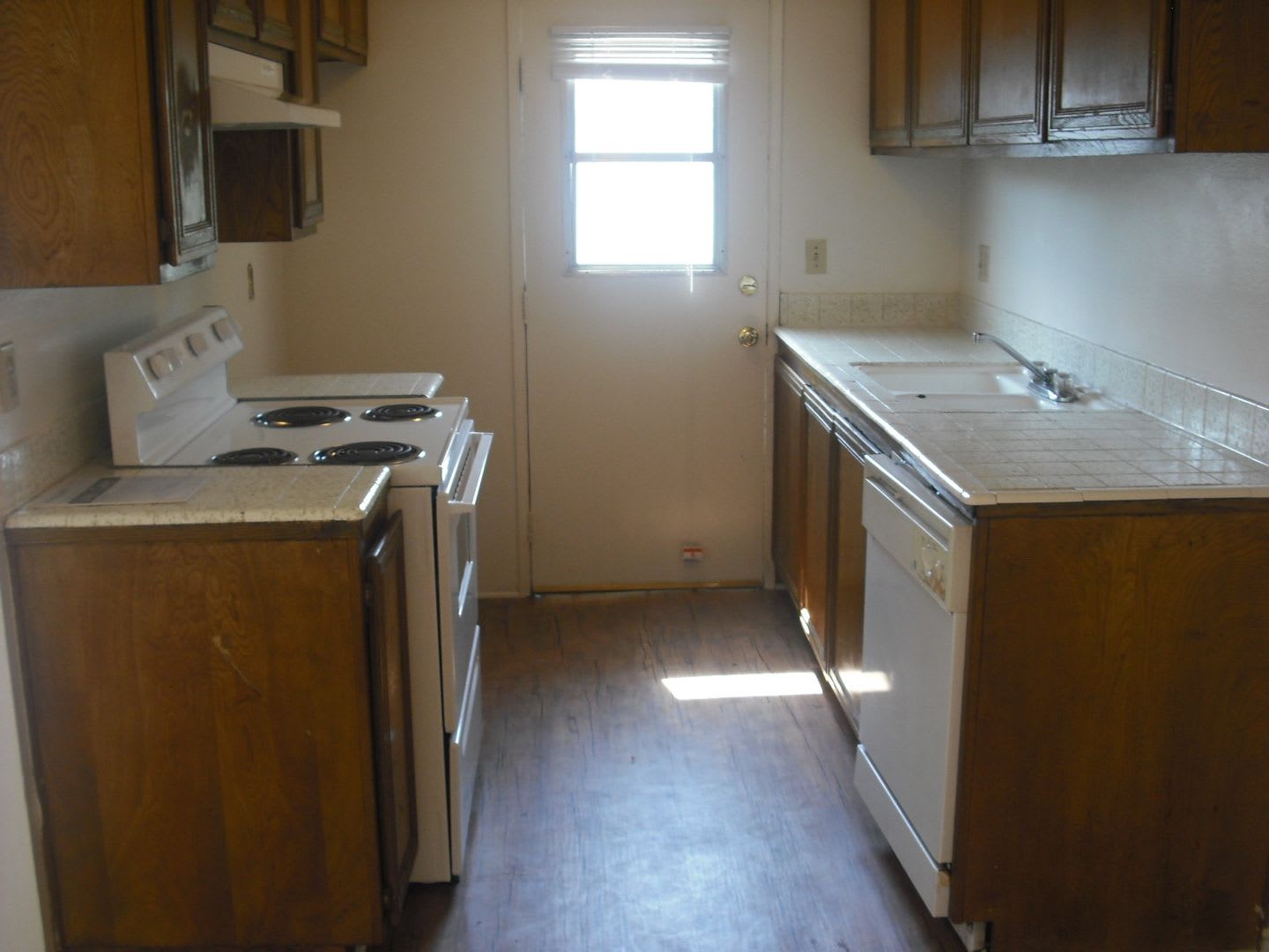Spacious single level condominium home – photo 5