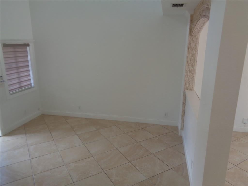 11379 NW 34TH Place – photo 5