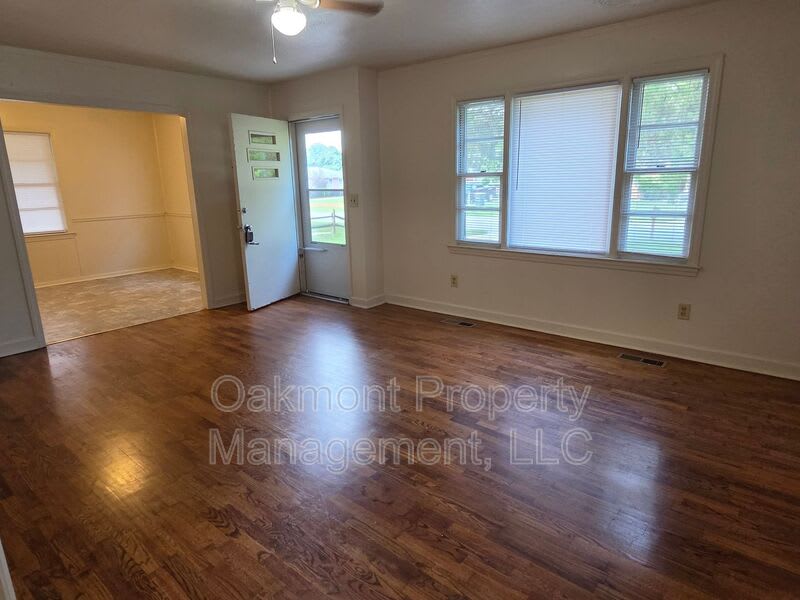 5313 Bayleaf Drive – photo 3