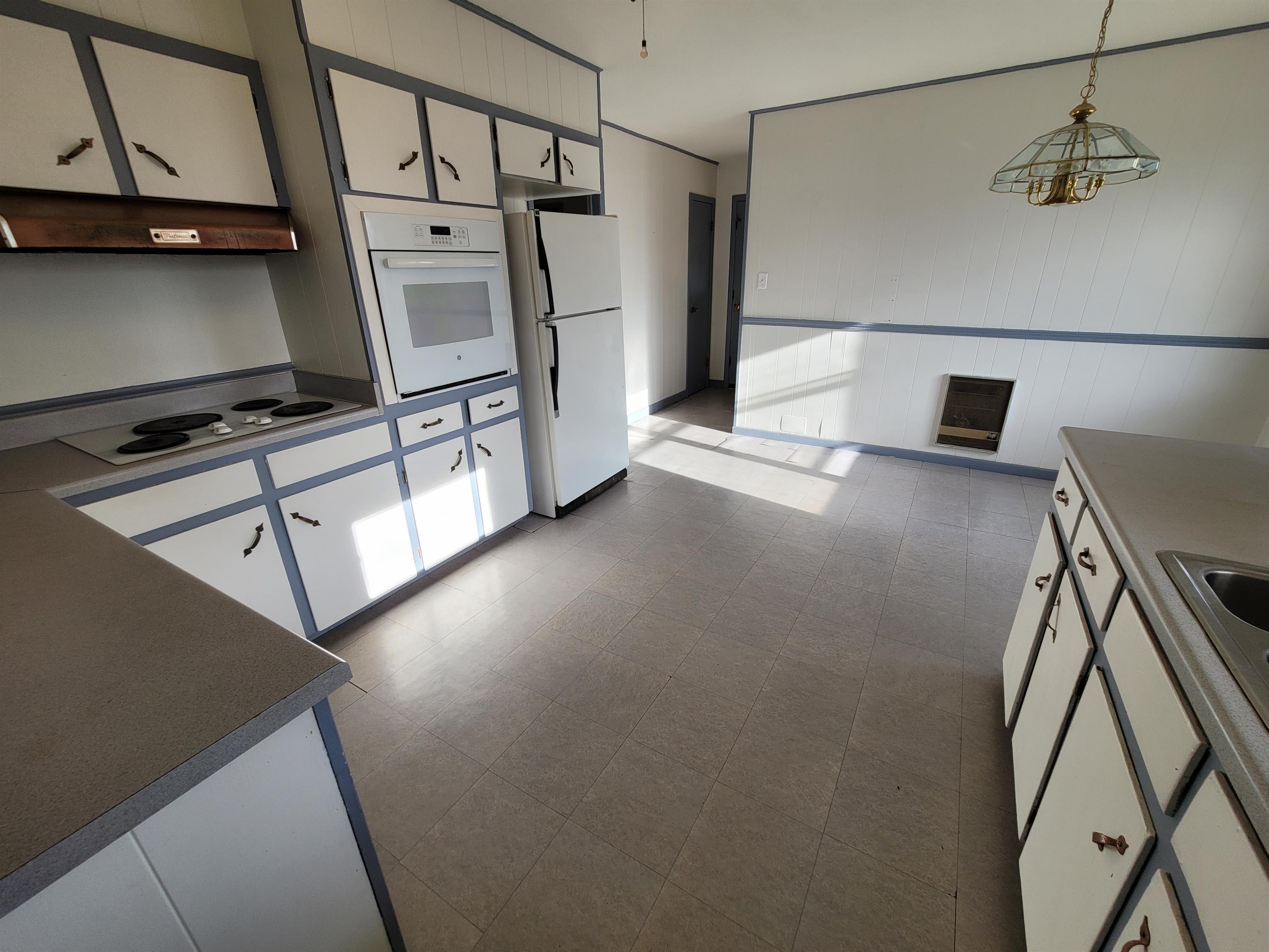 212 North Globe Avenue – photo 2