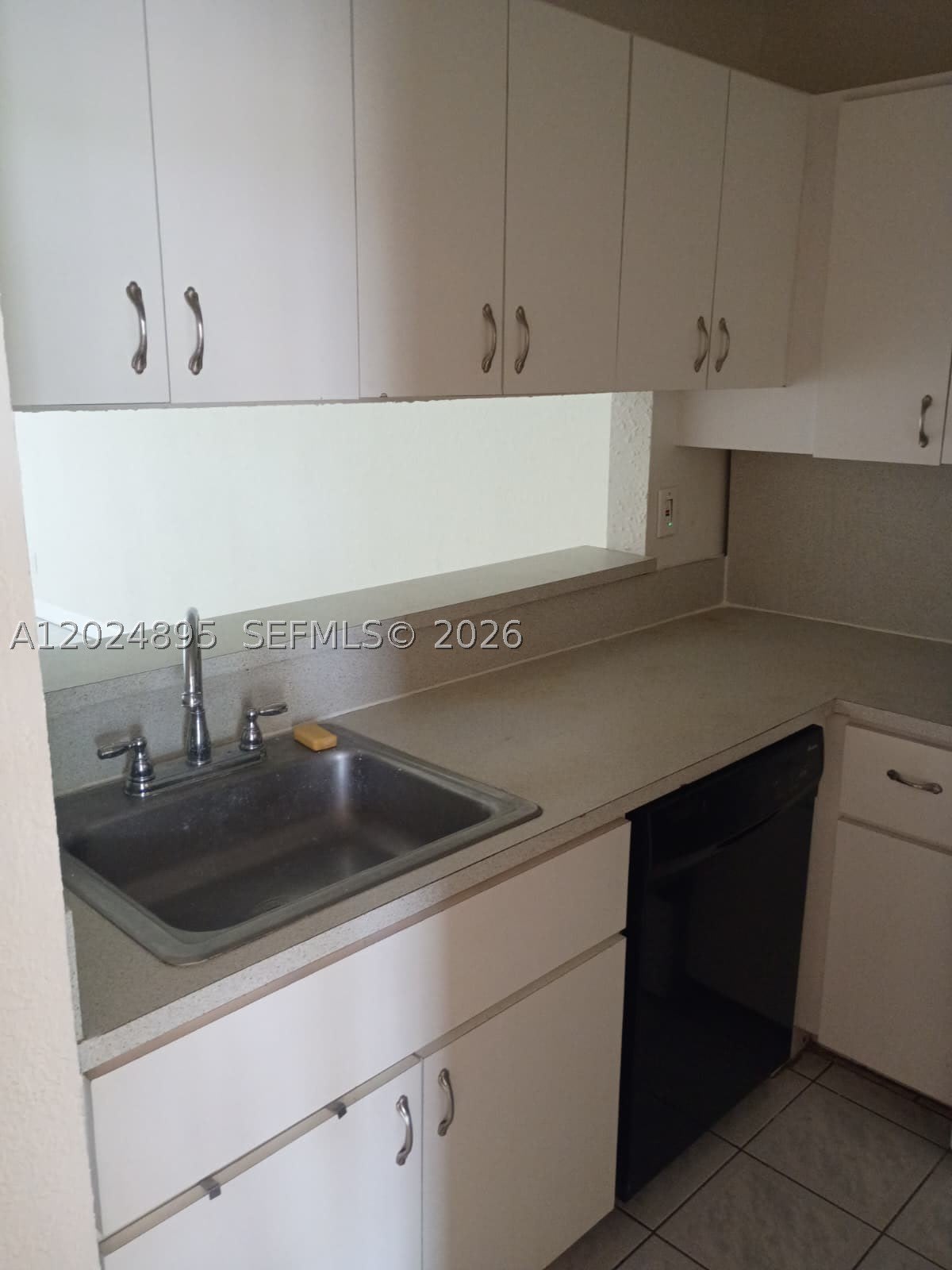 3399 Foxcroft Rd – photo 4