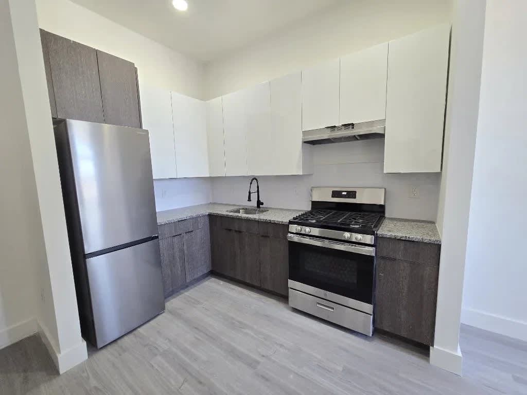 540 Central Avenue – photo 2