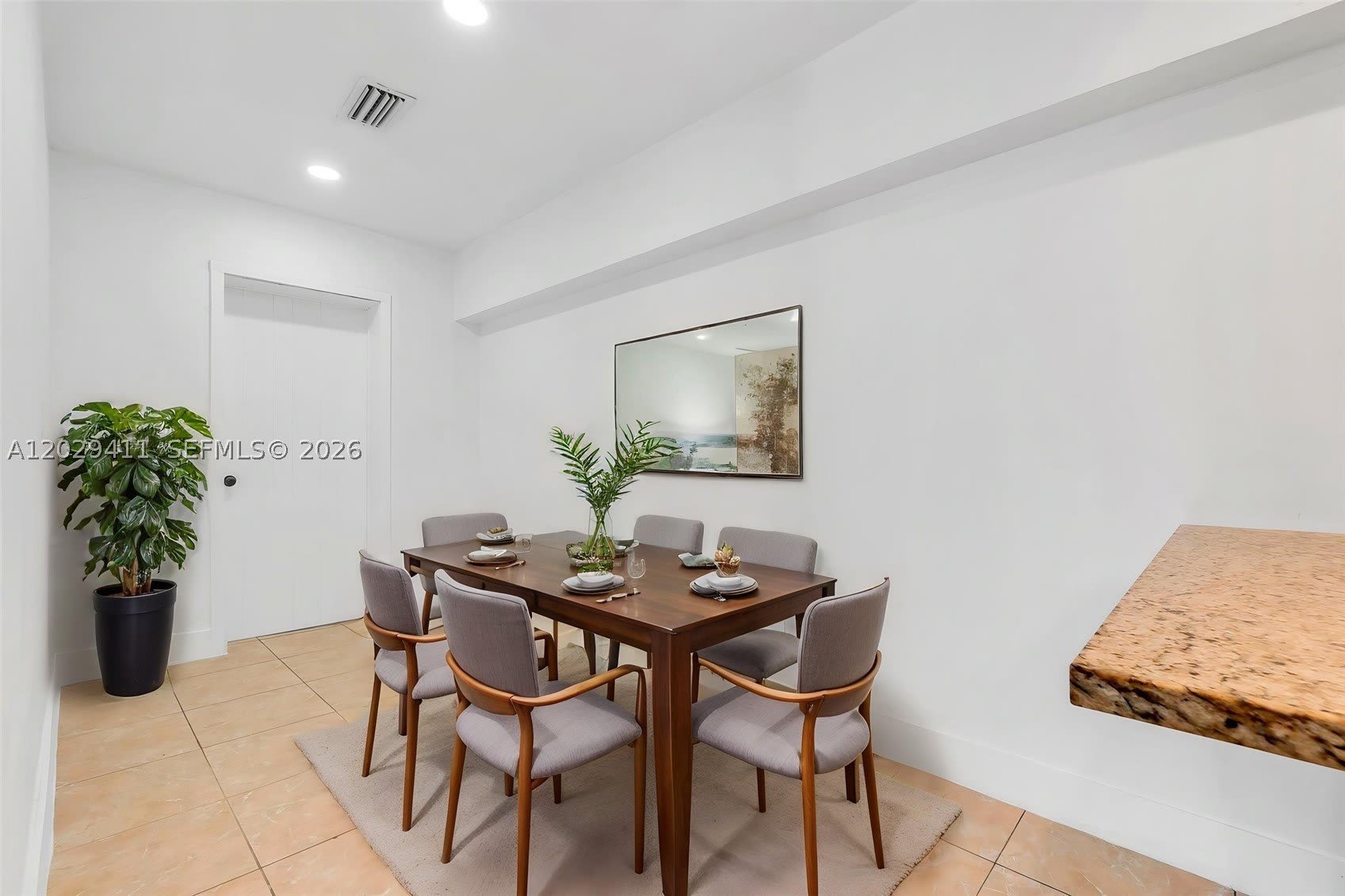 6101 SW 24th St – photo 5