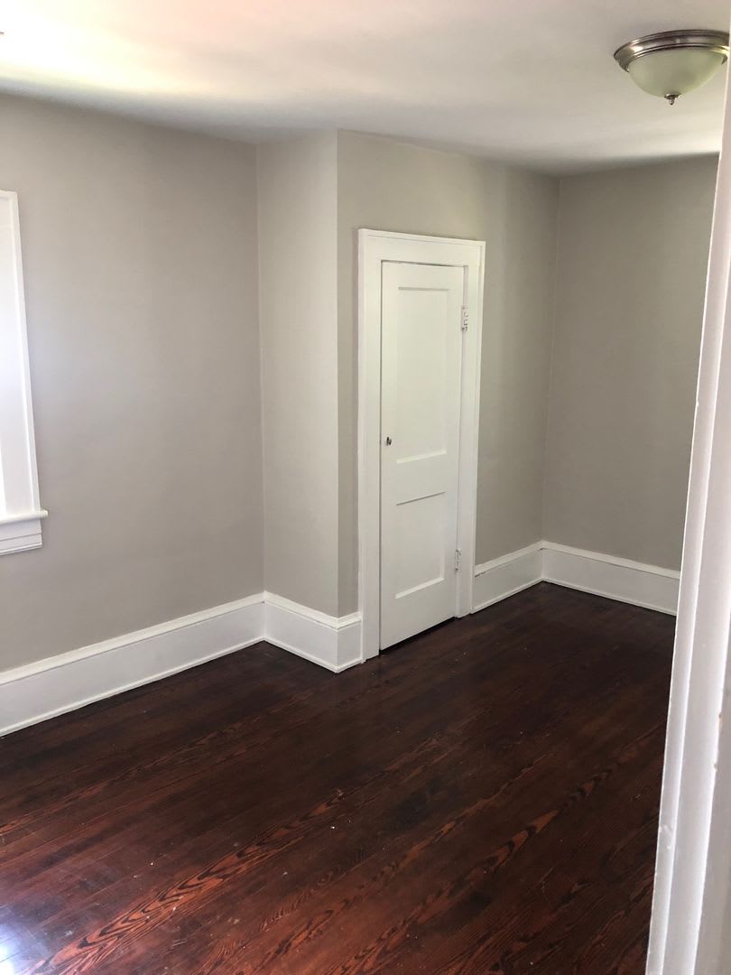 837 30th St 3bed/1bath $1395 – photo 4