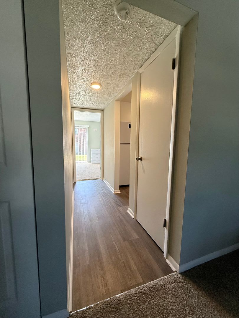 Charming One Bedroom One Bathroom Apartment In Savannah – photo 3