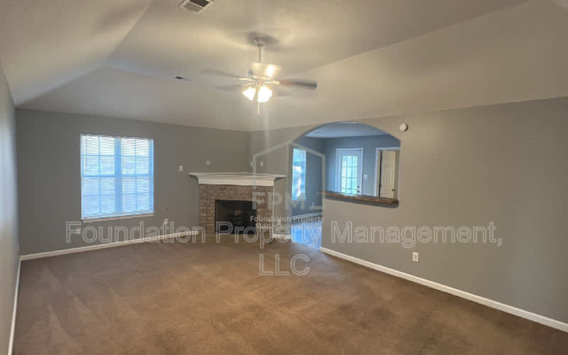 10066 Nolton Circle – photo 5