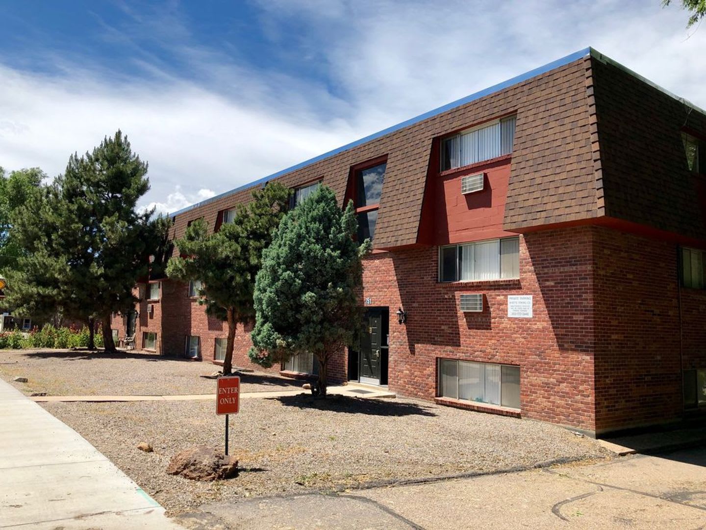 1 Bed 1 Bath in Littleton – photo 1