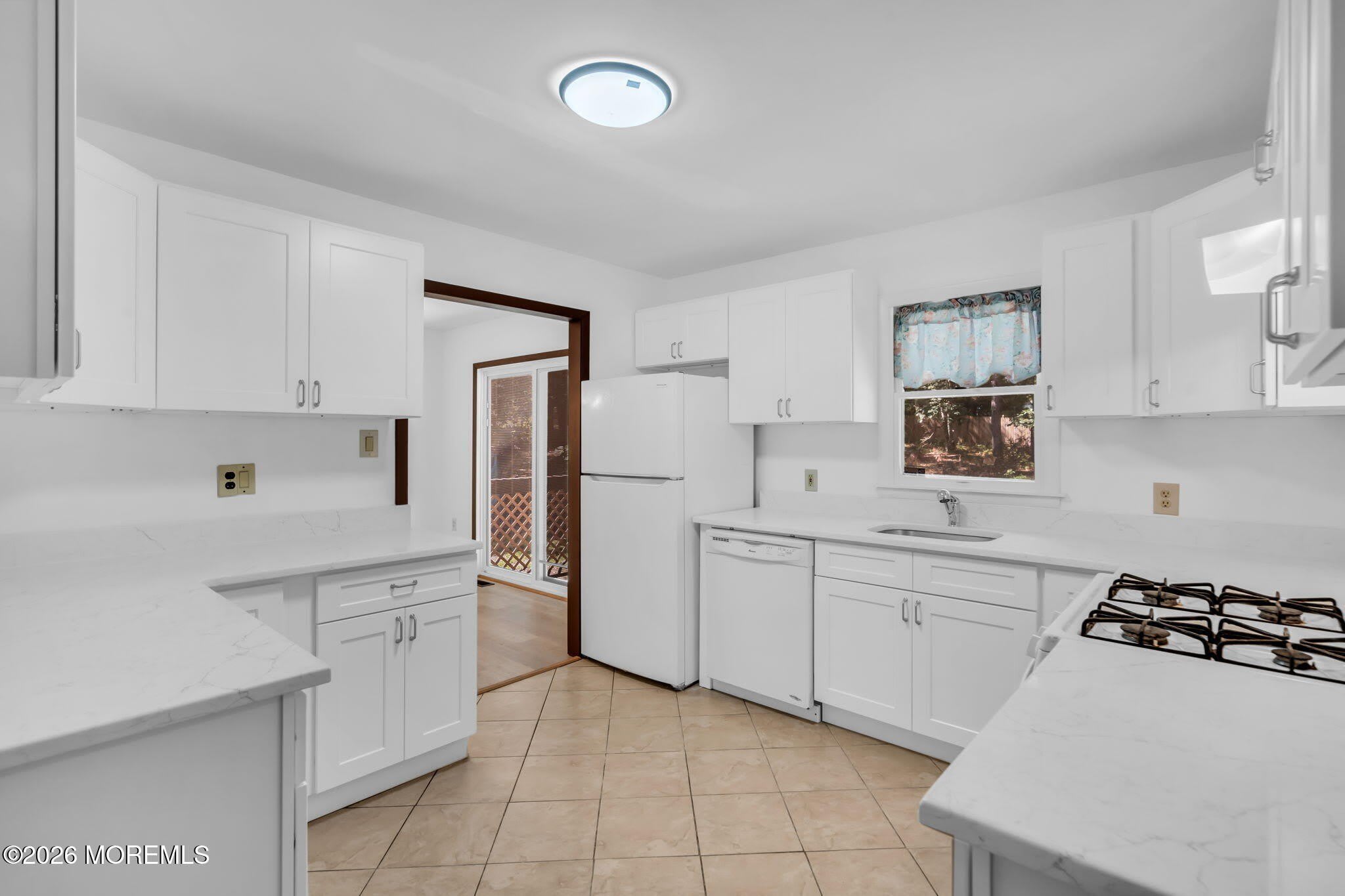370 Cassville Road – photo 5