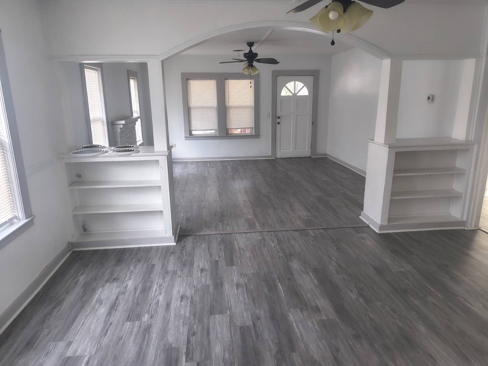 904 44th Ave E – photo 1