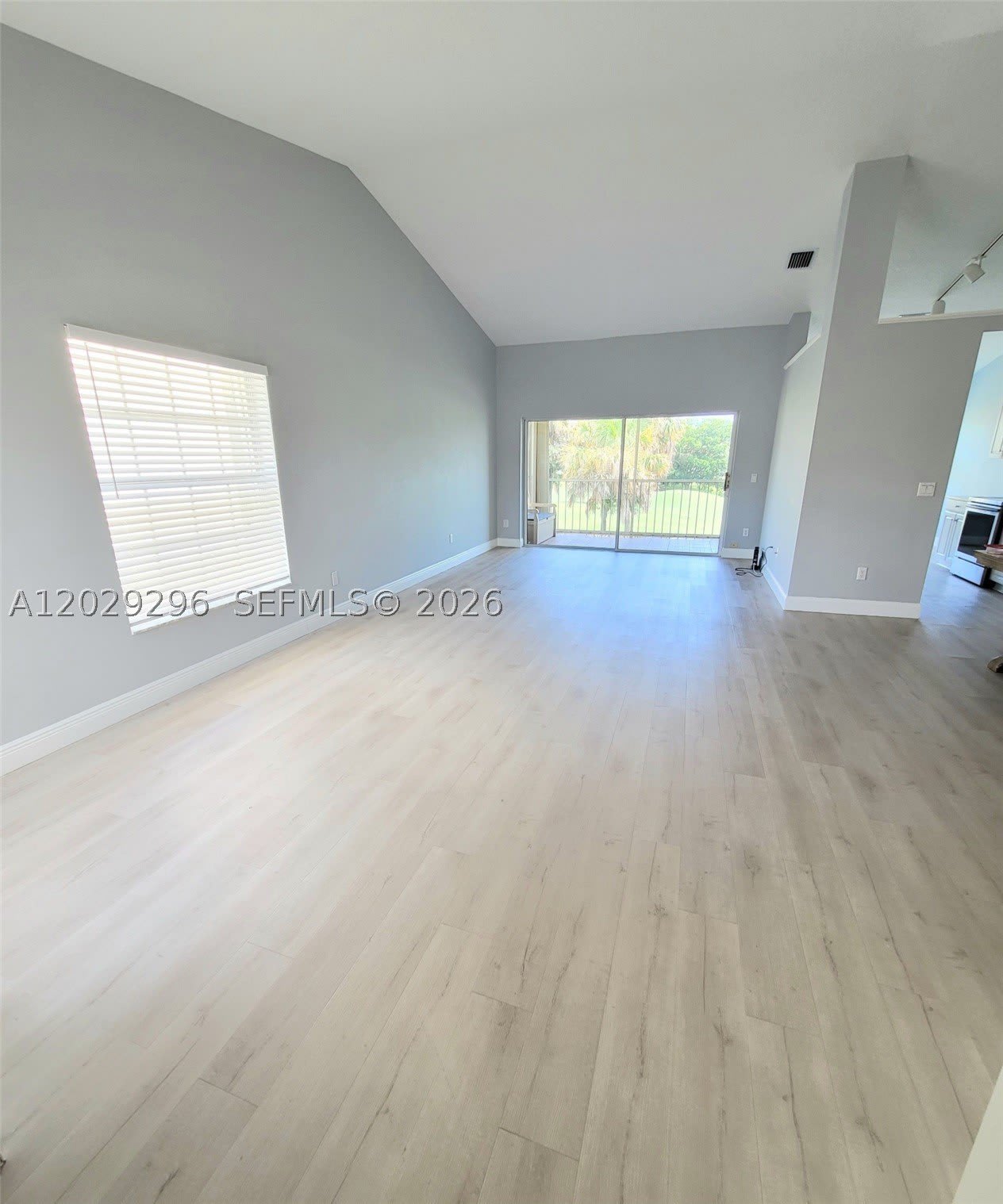 17317 Boca Club Blvd – photo 2