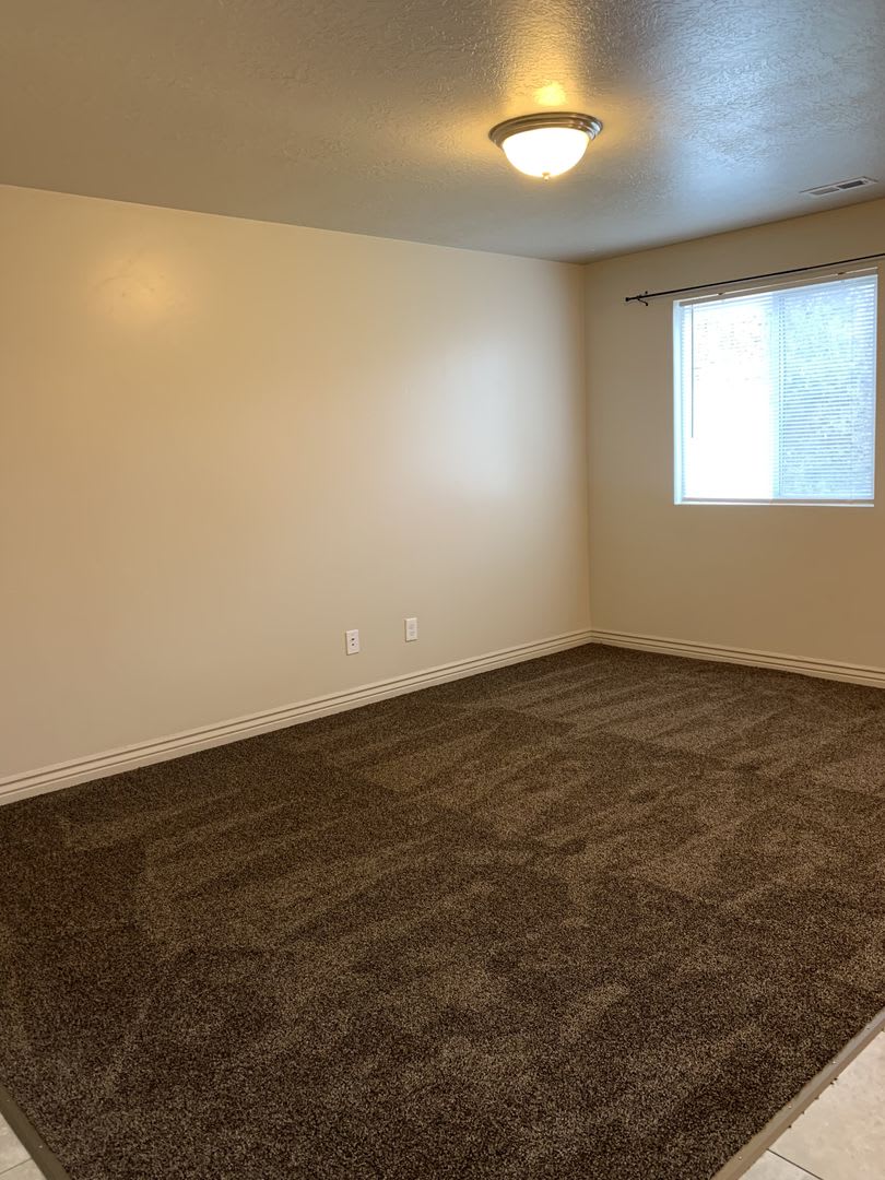 3 Weeks Rent Free Spacious 3 Bed 2 5 Bath Townhome In West Haven Garage Pool Community Amenities – photo 5