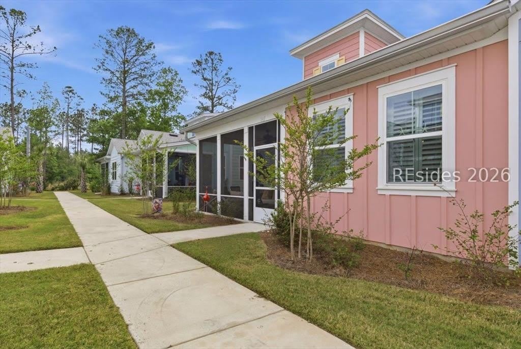 247 Tropics Avenue – photo 2